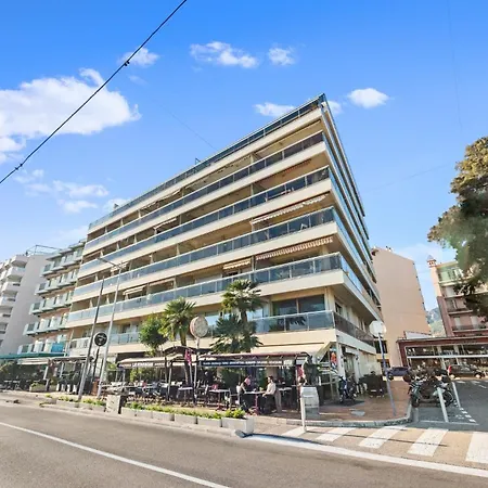 Apartamento 'le Berkeley' Vue Mer, Centre, Parking