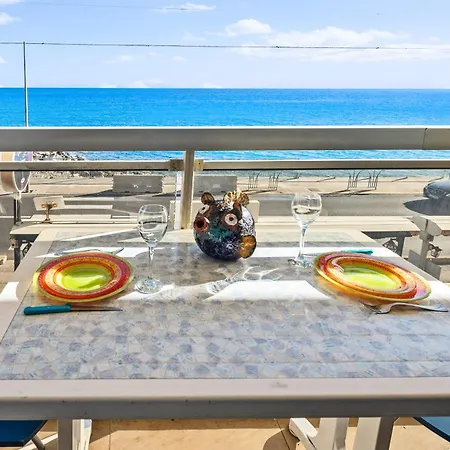 Apartment 'le Berkeley' Vue Mer, Centre, Parking Menton